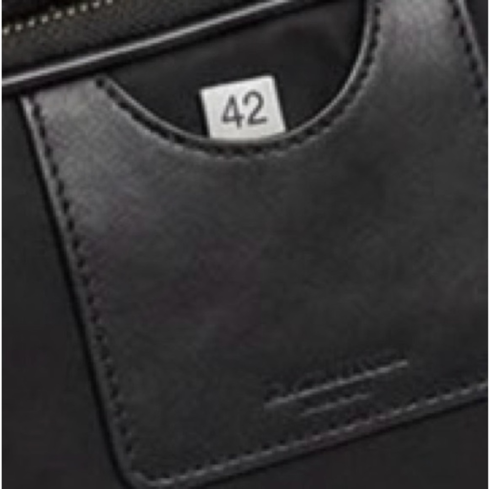 Prada Black Nylon Messenger - Picture 6 of 7